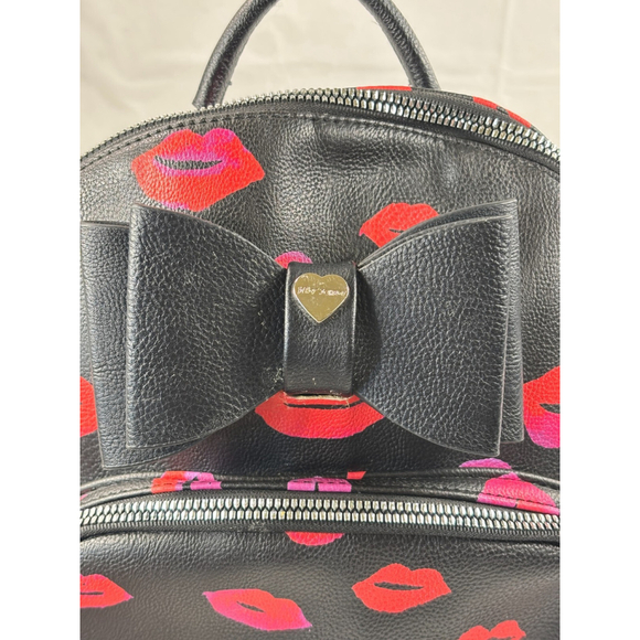 BETSEY JOHNSON Lipstick Backpack - Picture 5 of 12